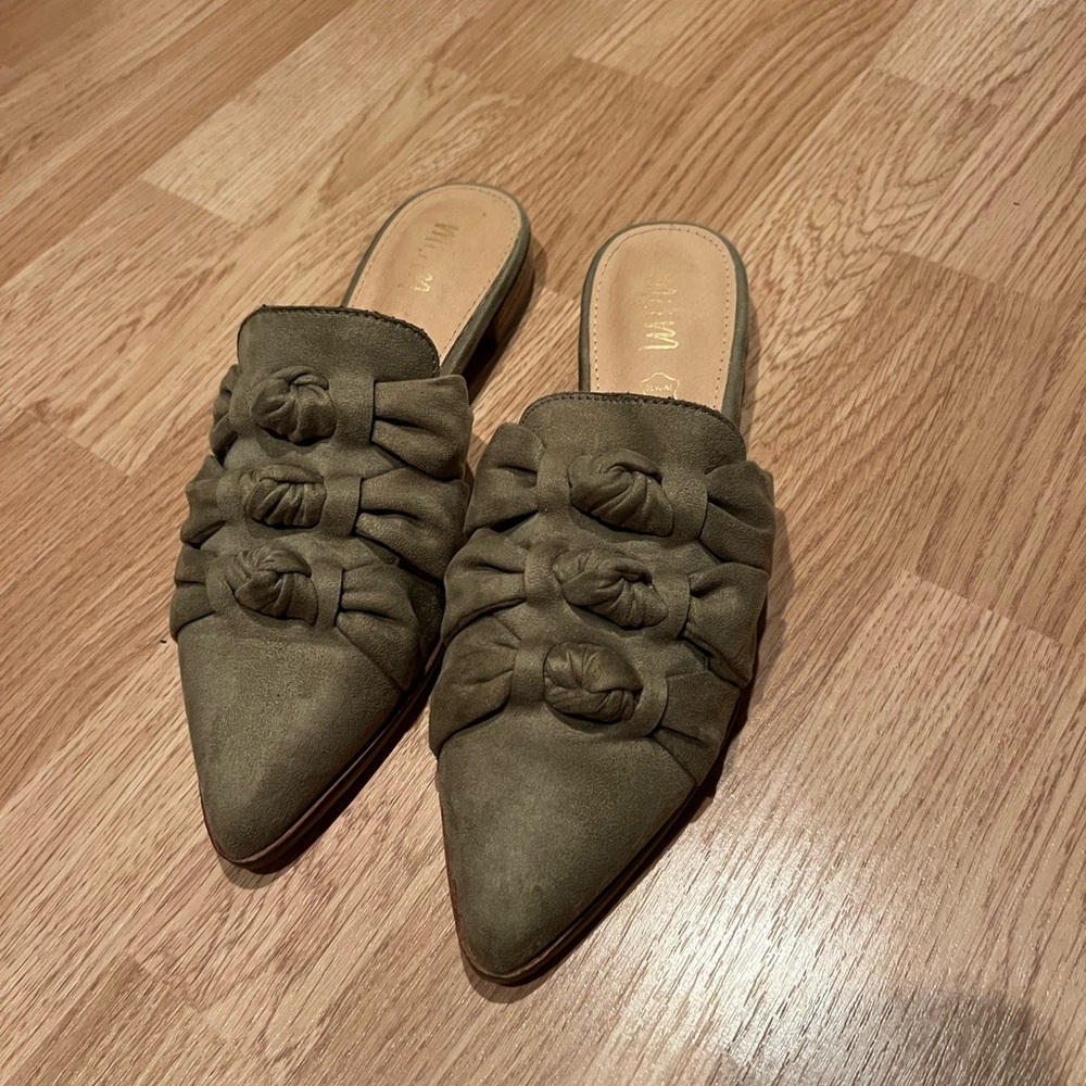 Mi.iM Olive Green Knotted Mules